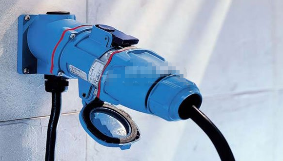 法國原裝MARECHAL插頭